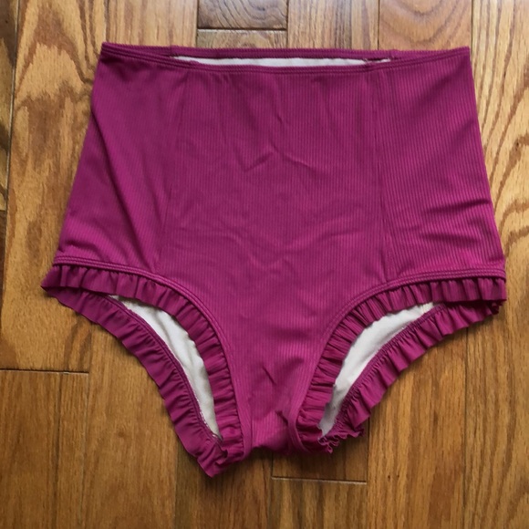 3 Kortni Jeane Bottoms- Regular High Waisted & All Ruffled Up - Picture 4 of 4